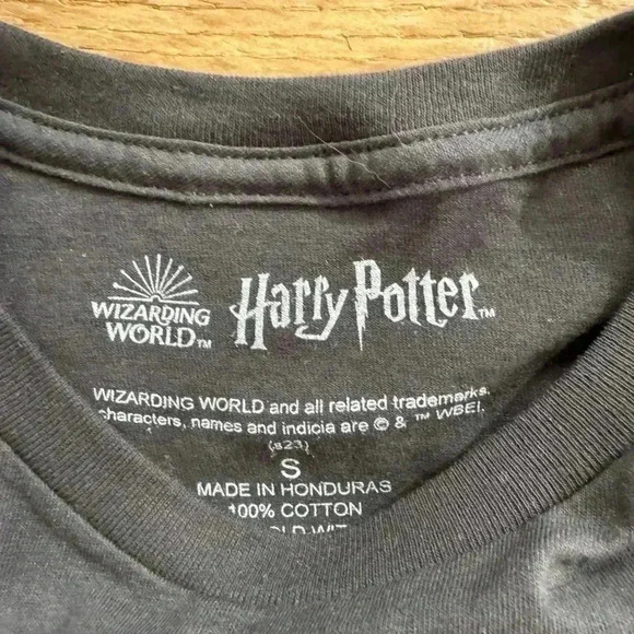 NWOT Harry Potter Hogwarts Black Cotton Tshirt size Small - Picture 4 of 4